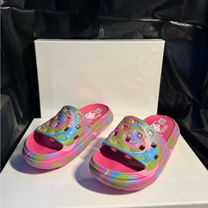 Barbie vans slides